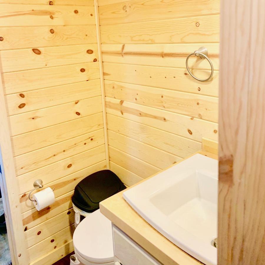Cute Sedona Green-Certified Cedar Tiny Home 코튼우드 외부 사진