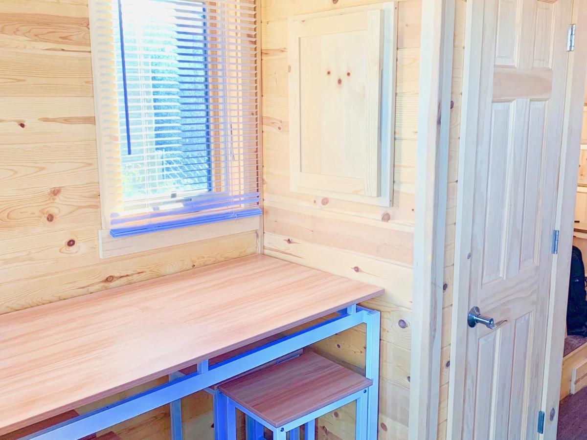 Cute Sedona Green-Certified Cedar Tiny Home 코튼우드 외부 사진